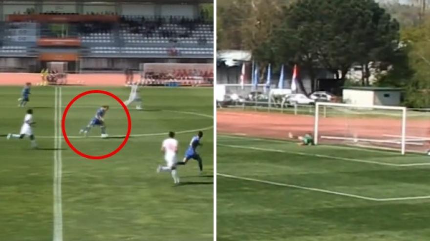 Pallonetto incredibile da centrocampo: succede nell'Europeo Under 19