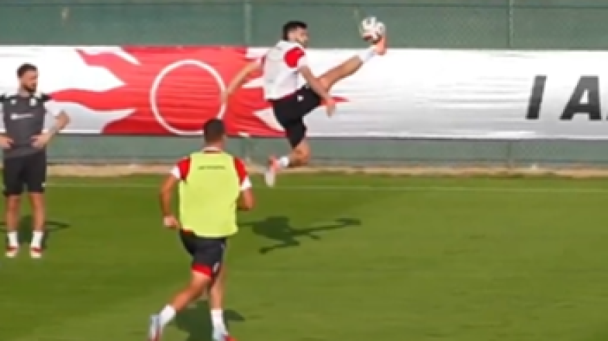 Kvaratskhelia, stop volante da fenomeno vero con la Georgia