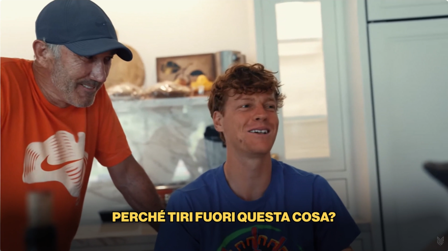 Sinner bocciato… alla patente! Cahill svela il retroscena e Jannik se la ride