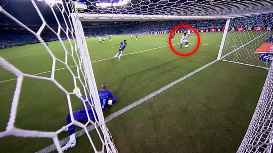 Taliari ha sbagliato questo gol in Gremio-Remo