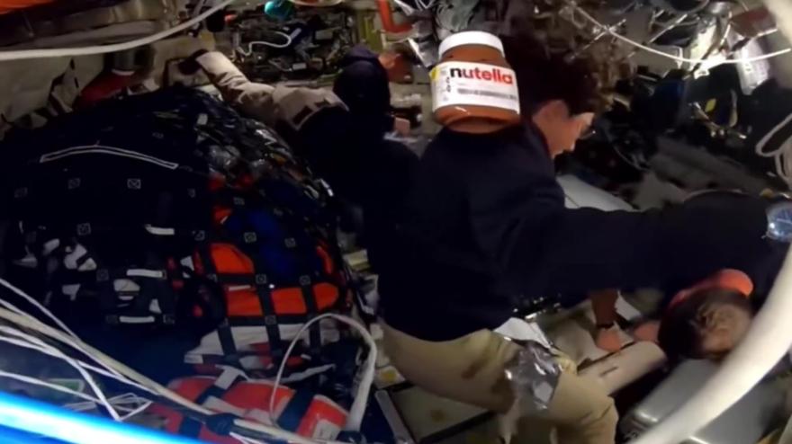 Artemis 2, colpo di scena: durante la missione fluttua... un barattolo di Nutella!