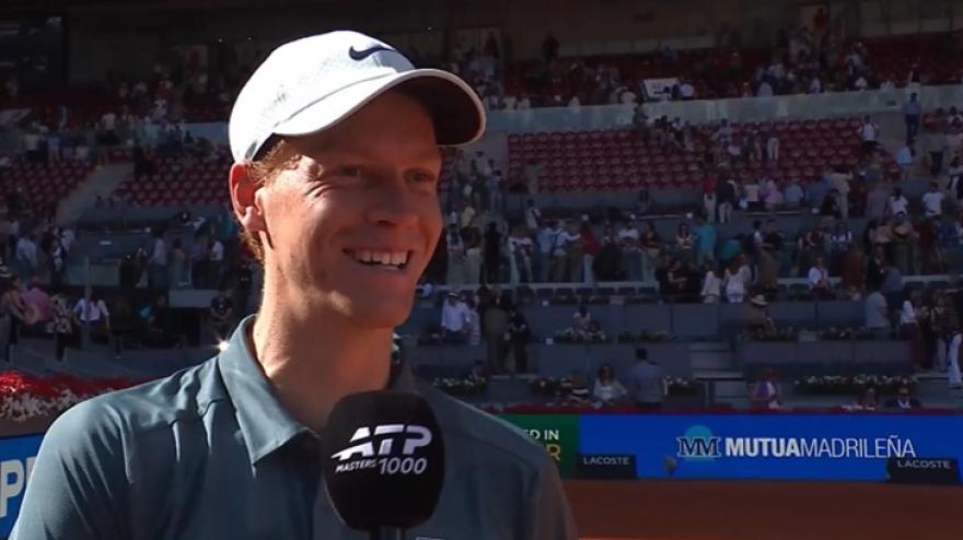 Sinner usa Bumble? Il giornalista lo fraintende e lui reagisce così: che risate!