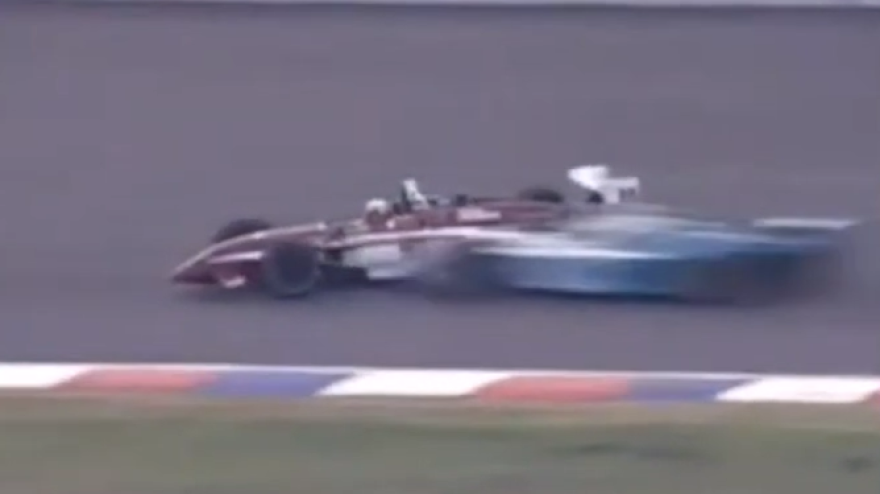 Zanardi, il video del terribile incidente in pista in Germania nel 2001