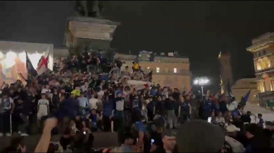 Inter, lo scudetto è realtà! Al fischio finale parte la festa in piazza Duomo