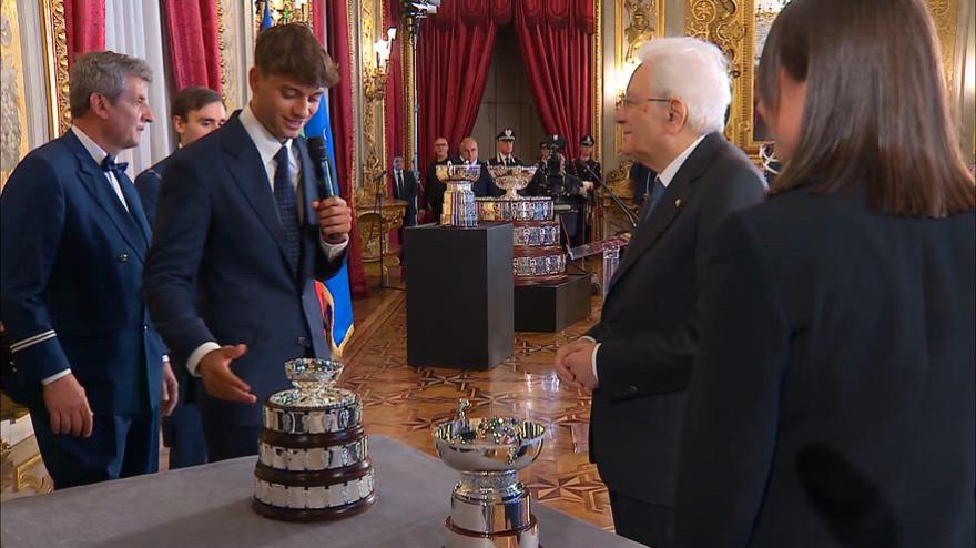 Cobolli-Mattarella, che risate: 