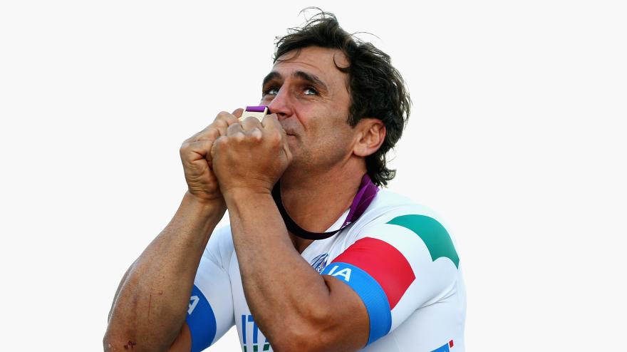 l ultimo saluto ad alex zanardi segui la diretta dei funerali da Gazzetta.it l ultimo saluto ad alex zanardi segui la diretta dei funerali