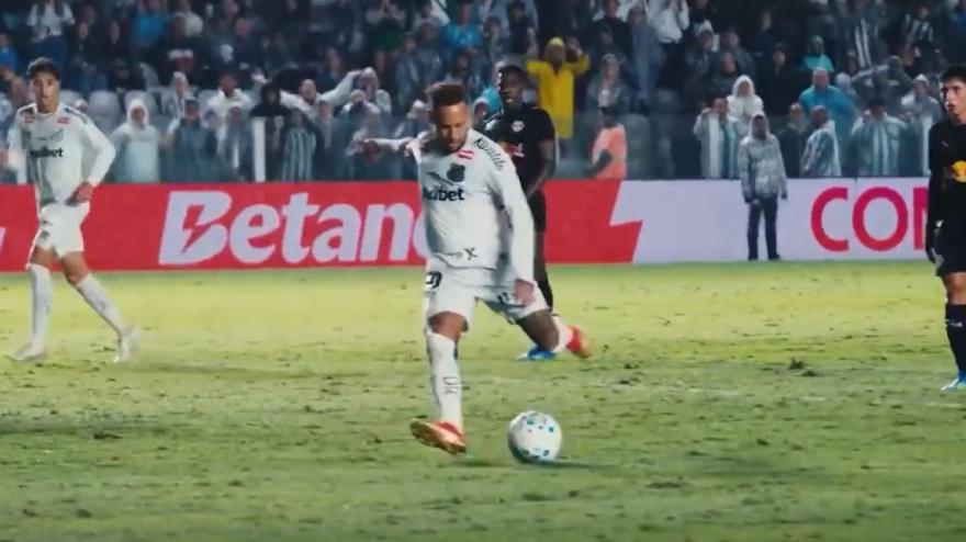 ancelotti guarda neymar dribbling e gol chirurgico col santos da Gazzetta.it ancelotti guarda neymar dribbling e gol chirurgico col santos