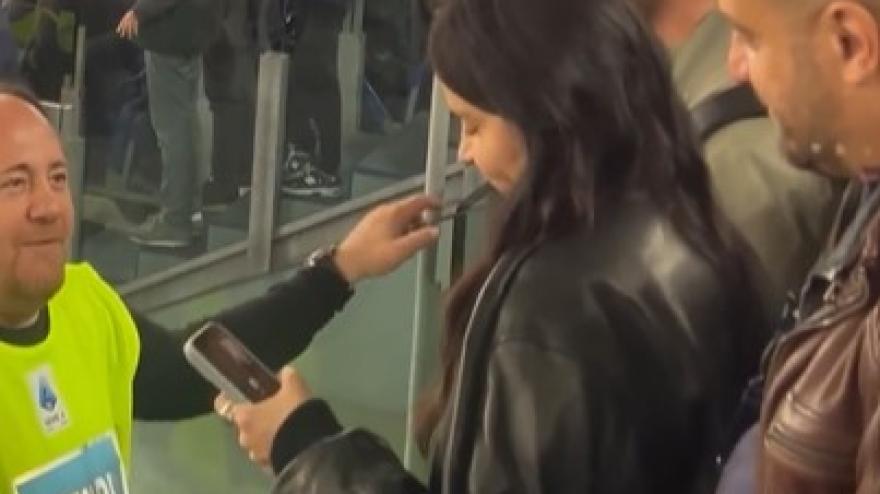 chivu e quella videochiamata ricevuta dagli spalti l inter ha vinto anche cos236 da Gazzetta.it chivu e quella videochiamata ricevuta dagli spalti l inter ha vinto anche cos236