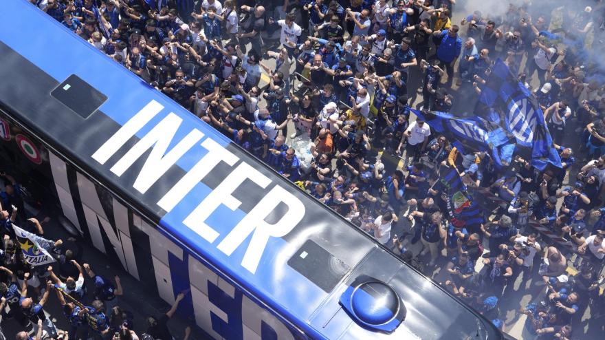 Da San Siro al Duomo: la festa scudetto dell'Inter IN DIRETTA