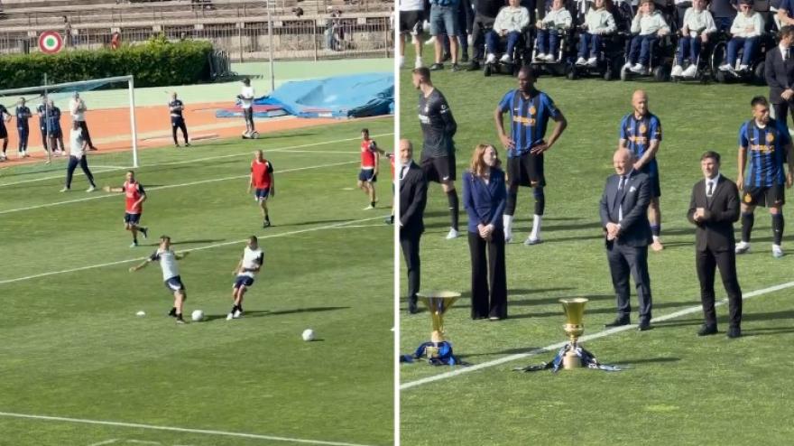 zanetti tuttofare in dieci minuti gioca e si veste per la foto ufficiale da Gazzetta.it zanetti tuttofare in dieci minuti gioca e si veste per la foto ufficiale