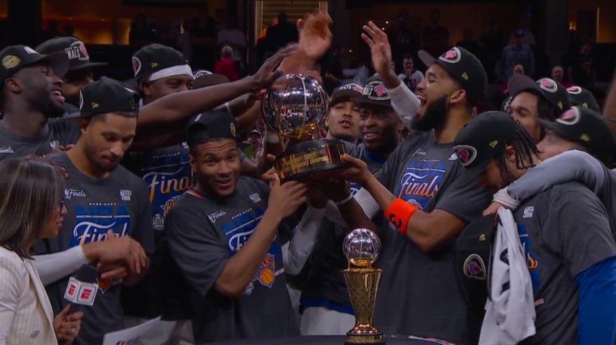 nba playoff highlights i knicks battono i cavs e tornano alle finals dopo 27 anni da Gazzetta.it nba playoff highlights i knicks battono i cavs e tornano alle finals dopo 27 anni