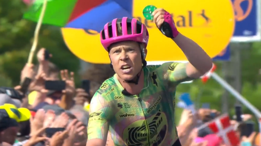 Giro d’Italia 2026, Valgren brucia tutti e vince la diciassettesima tappa