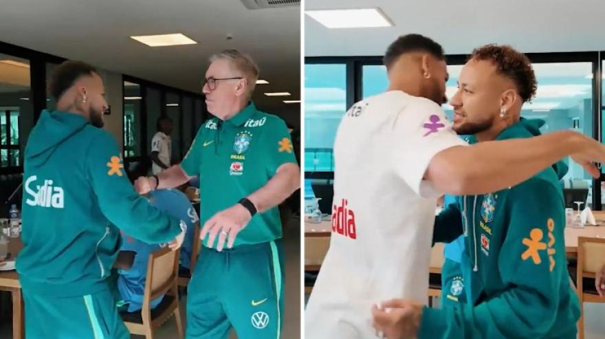 Neymar, quanti sorrisi per il suo arrivo in Nazionale. E Ancelotti lo accoglie così