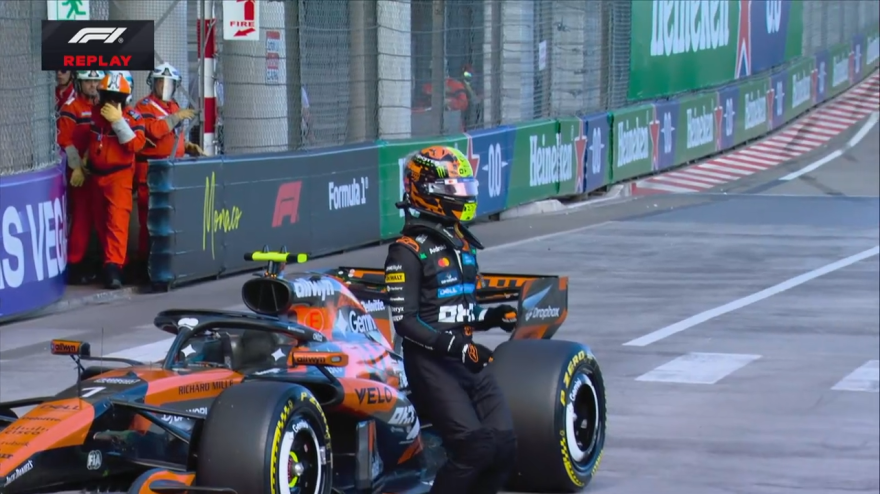 VIDEO McLaren, problema alla batteria: Norris si ritira nelle FP2