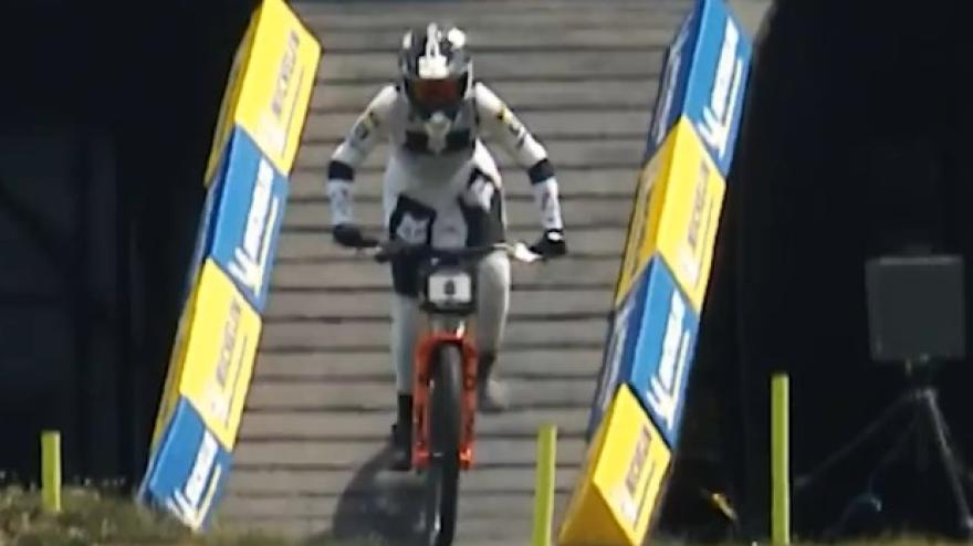 Downhill, Enduro e Cross-country: scopri il WHOOP 