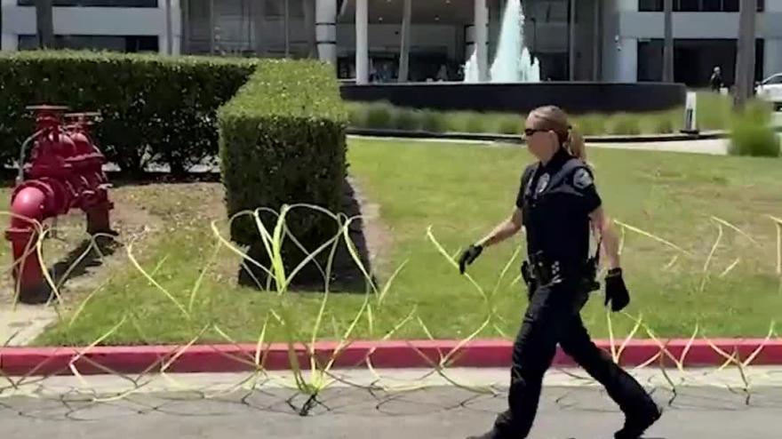 Mondiali, tensione per l'Iran a Manhattan Beach: la polizia installa le barriere