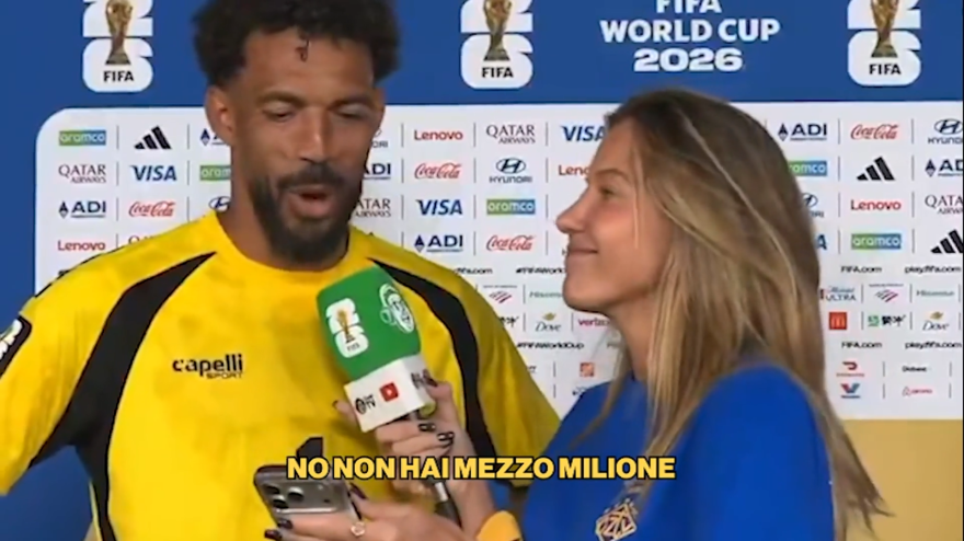 Il portiere di Capo Verde è già una star: la giornalista lo sorprende così