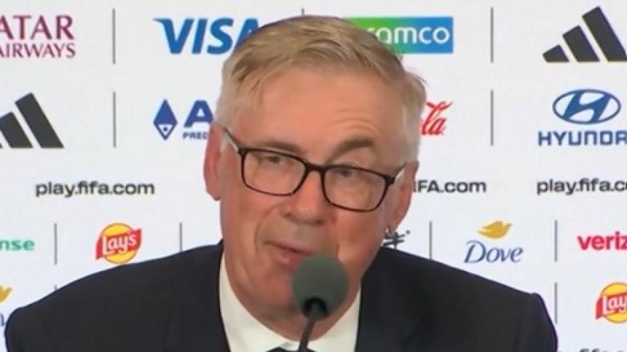 "Cosa vuole dire ai suoi ragazzi?". La risposta di Ancelotti fa ridere tutta la sala stampa!