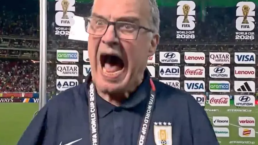 "Falla partire subito!": Bielsa perde le staffe e urla prima dell’intervista