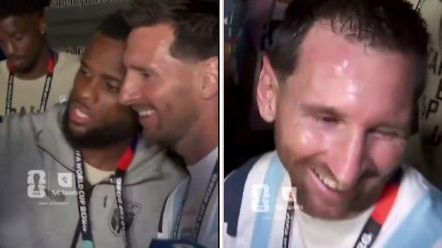 in campo me le danno fuori i giocatori di capo verde in fila per messi lui scherza cos236 da Video.gazzetta.it in campo me le danno fuori i giocatori di capo verde in fila per messi lui scherza cos236
