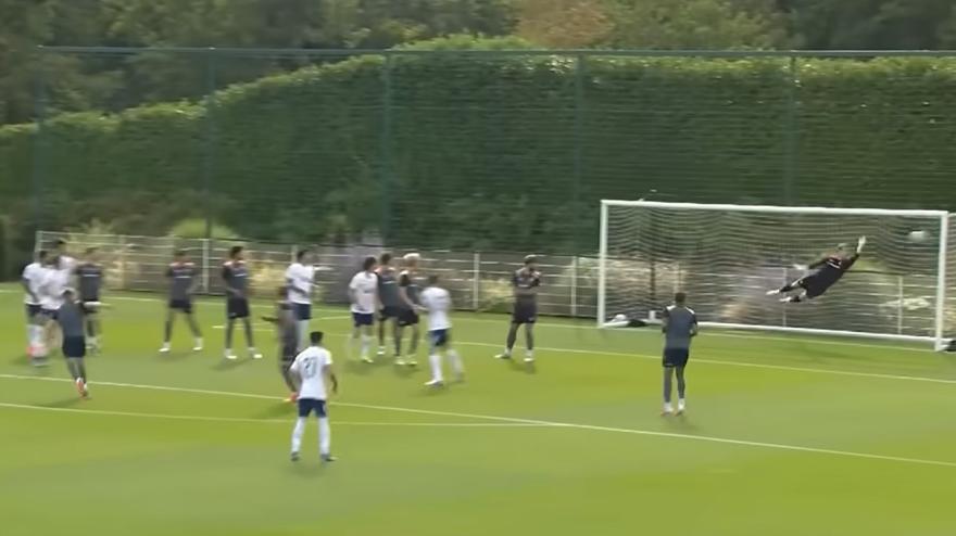 de zerbi sorride golazo di mateus fernandes al debutto con il tottenham da Video.gazzetta.it de zerbi sorride golazo di mateus fernandes al debutto con il tottenham