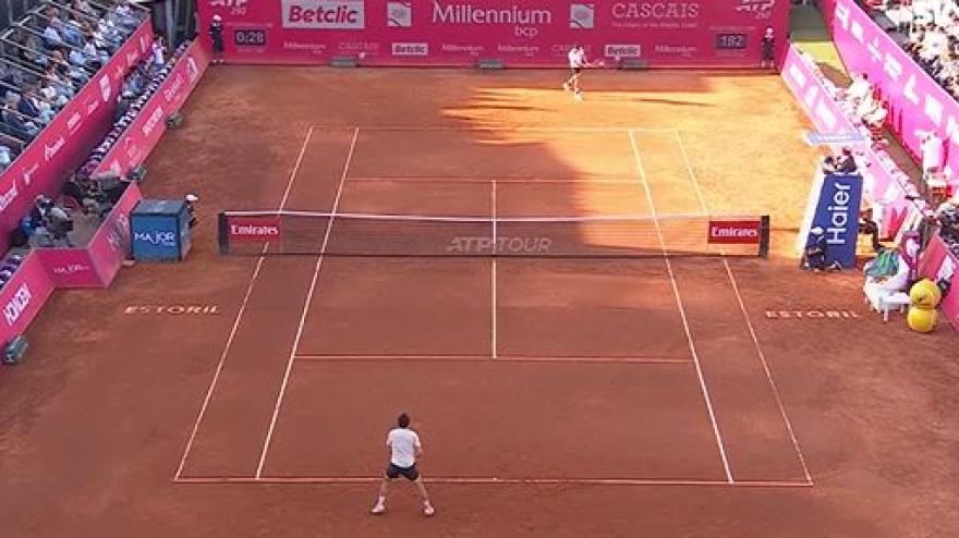 atp estoril darderi cade ma batte martinez gli highlights da Video.gazzetta.it atp estoril darderi cade ma batte martinez gli highlights