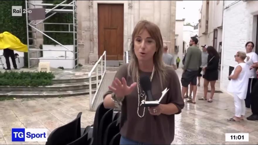la gaffe in diretta alle nozze di donnarumma i funerali del capitano della nazionale da Video.gazzetta.it la gaffe in diretta alle nozze di donnarumma i funerali del capitano della nazionale