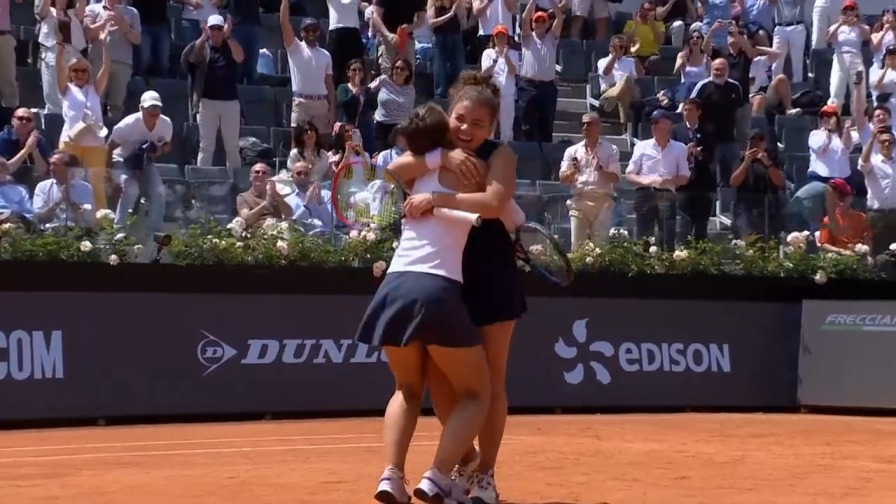 Wta Roma, Errani/Paolini-Kudermetova/Mertens: highlights. Rimonta e trionfo per le azzurre