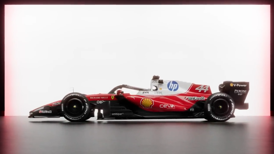 Torna il rosso lucido e spunta... il bianco: il video della nuova Ferrari SF-26