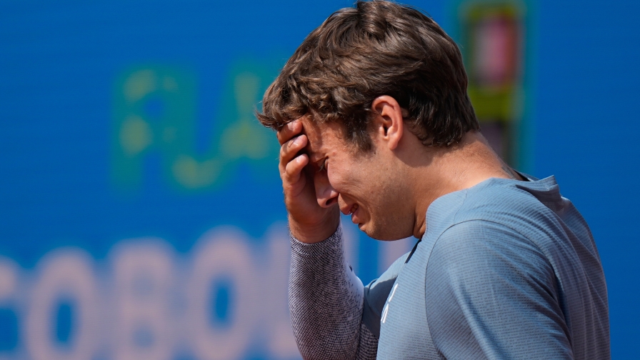 Cobolli piange dopo aver battuto Zverev: il dolore per la scomparsa di Mattia Maselli