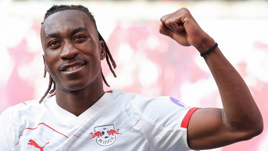 È nata una stella in Bundesliga? Salta tutta la difesa e segna così