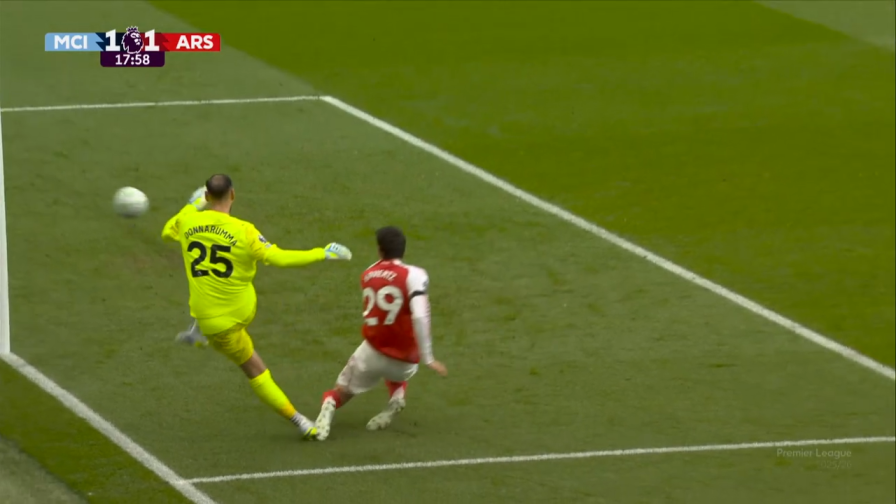 Manchester City-Arsenal 2-1: gol e highlights, la papera di Donnarumma non ferma Guardiola