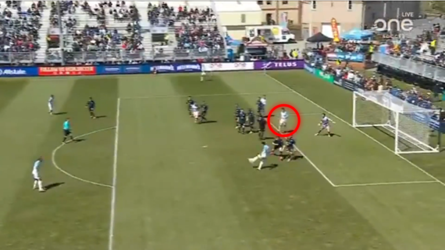 Questo non è fuorigioco: in Canada c'è già la "regola Wenger"