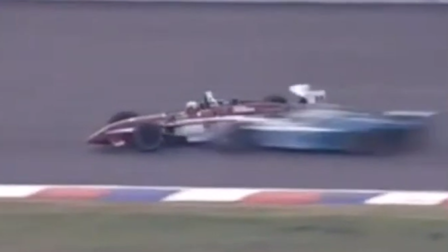 Zanardi, il video del terribile incidente in pista in Germania nel 2001