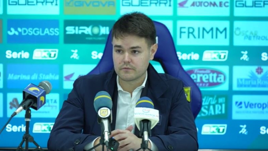Juve Stabia, Lovisa attacca: "Arbitraggio imbarazzante, Monza aiutato"