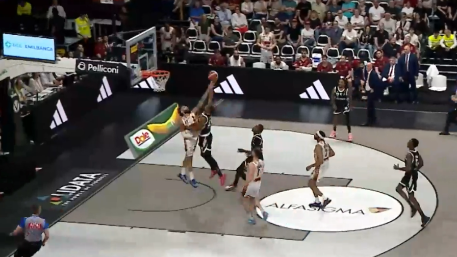 Virtus Bologna-Venezia 83-91: highlights gara-1