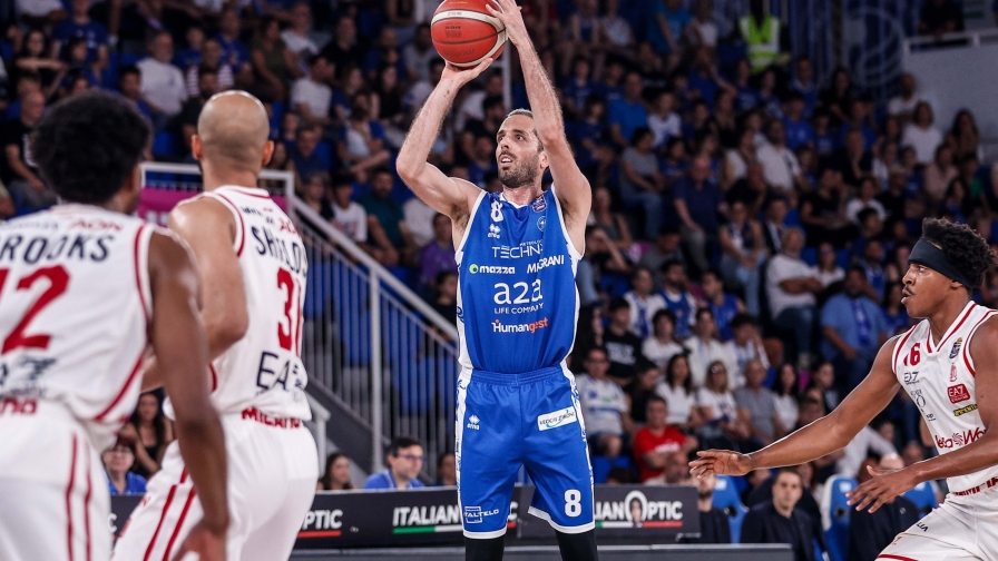 Brescia-Milano 85-79, highlights gara-2: Della Valle da impazzire