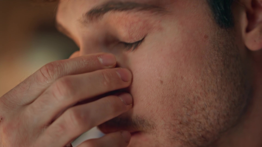 Occhi rossi dopo lo sport all’aperto? Come proteggerli da pollini e smog