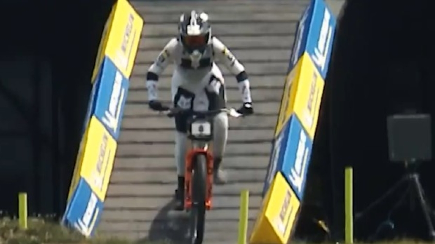 Downhill, Enduro e Cross-country: scopri il WHOOP UCI Mountain Bike World Series