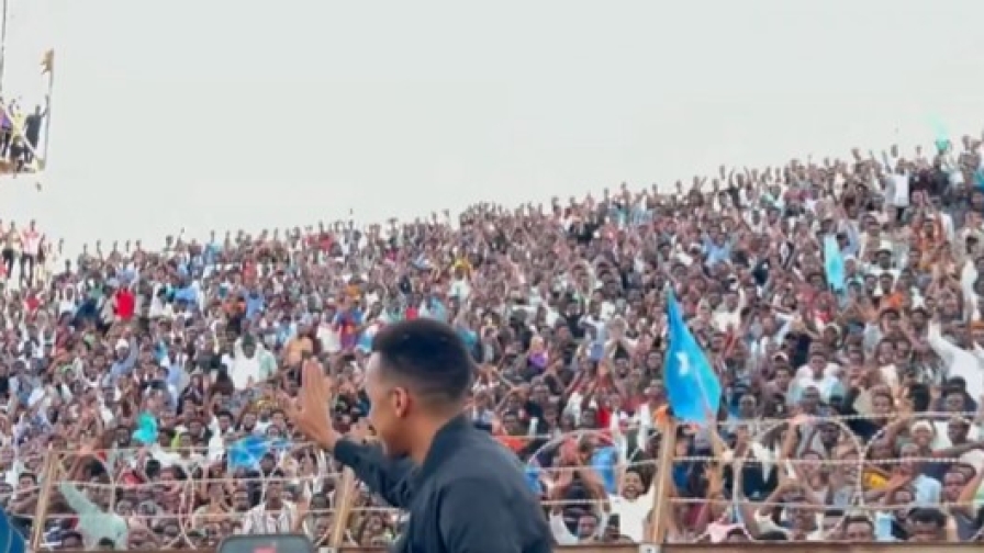 L'arbitro escluso dal Mondiale torna in Somalia: accoglienza da re!