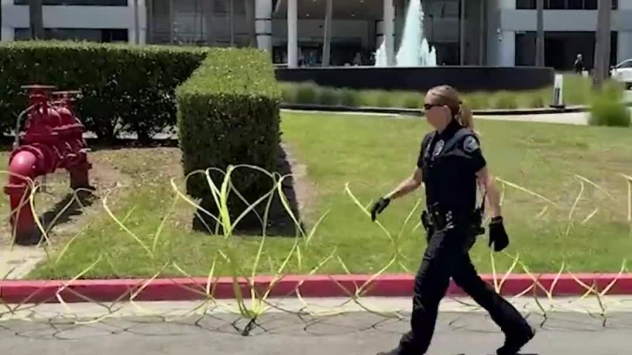 Mondiali, tensione per l'Iran a Manhattan Beach: la polizia installa le barriere
