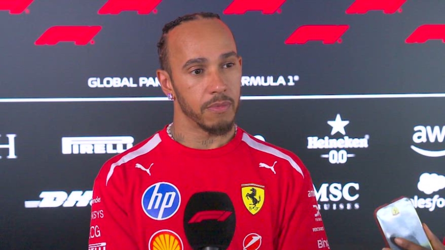 "Io in lotta per il titolo?": Hamilton risponde così ai tifosi della Ferrari