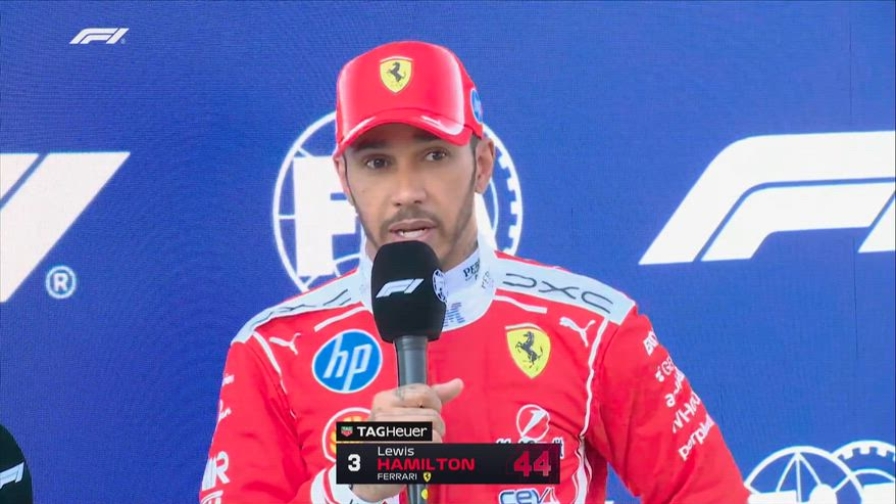 Hamilton fiero della Ferrari: "Stiamo rosicchiando terreno"