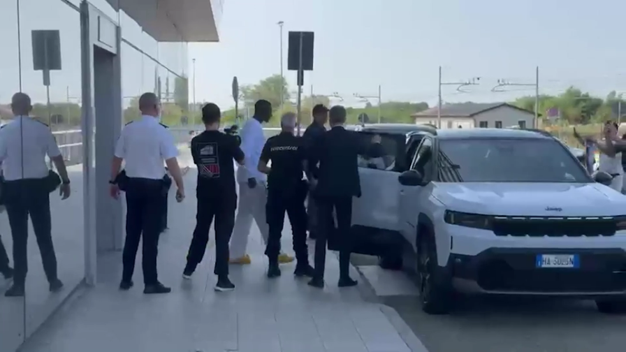 Juventus, finalmente Kolo Muani! Il francese è arrivato a Torino