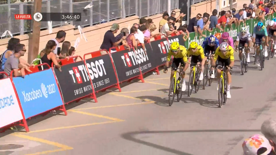 "Van Aert molla!", Brennan risponde a Pogacar: gli highlights della 5 ª tappa della Vuelta