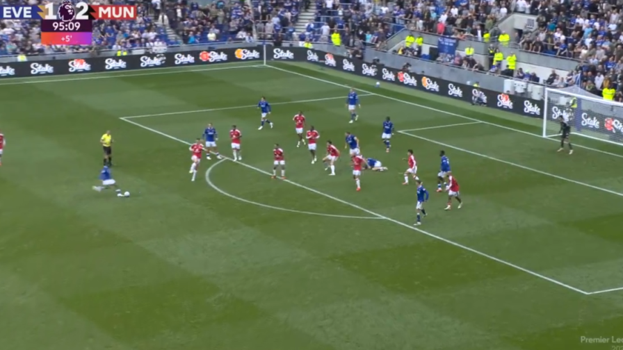 Everton-Manchester United 2-2, gli highlights: pareggio incredibile al 96' di Maitland-Niles