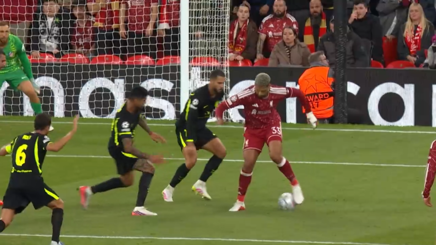 Liverpool-Atletico Madrid 2-1, gli highlights: assist da urlo di Araujo!