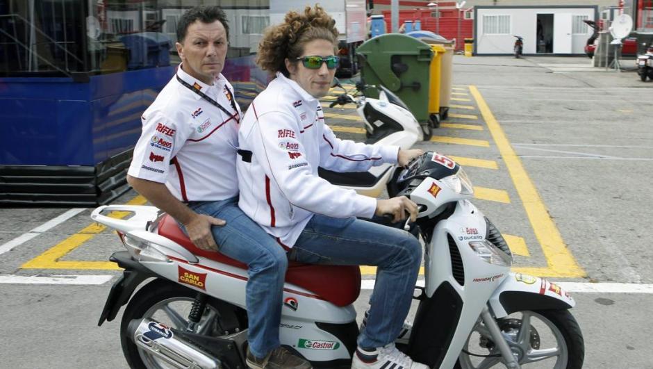 Fausto Gresini con Marco Simoncelli. Ansa
