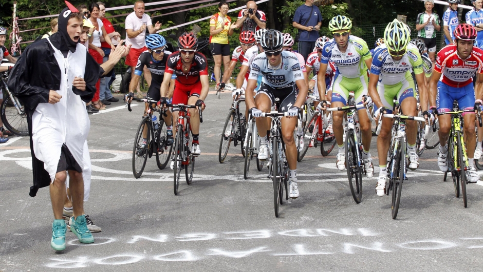 Giro d'Italia 2011 - 18a tappa Morbegno - San Pellegrino Terme 151 km - Pubblico - BettiniPhoto©2011