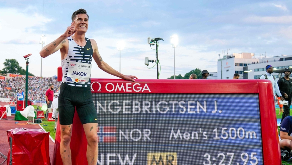 Norway's Jakob Ingebrigtsen celebrates winning the 1500 meters men's final event at Bislett Stadium during the Oslo Diamond League competition in Oslo, Norway on June 15, 2023. (Photo by Fredrik Varfjell / NTB / AFP) / Norway OUT